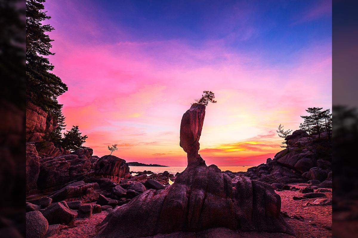 Sunrise of Seonang Rock